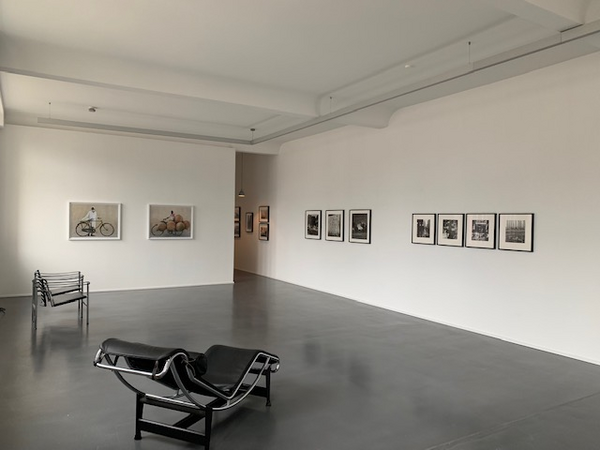 INSIDE INDIA - Bharat Darshan - 10.01. - 15.05.2022
In einer fotografischen Spurensuche sind aus der Sammlung Arbeiten von sieben FotografInnen zu sehen, die sich mit religiösen und sozialkritischen Themen beschäftigen.
